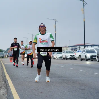 Runner Photo 7653556