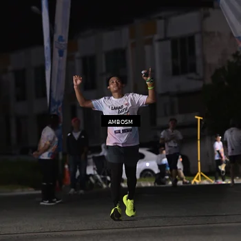 Runner Photo 7653570