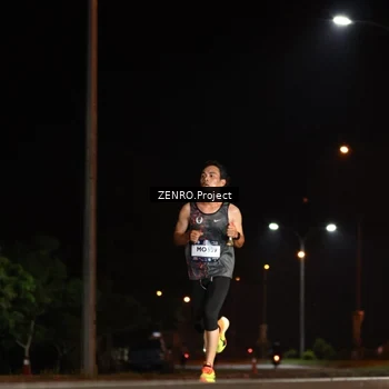 Runner Photo 7653572