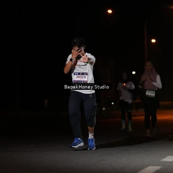 Runner Photo 7653582