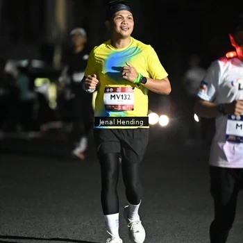 Runner Photo 7653591