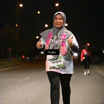 Runner Photo 7653596