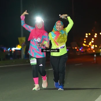 Runner Photo 7653608