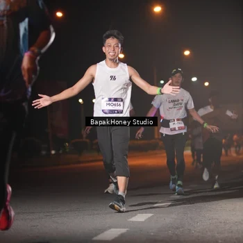 Runner Photo 7653614