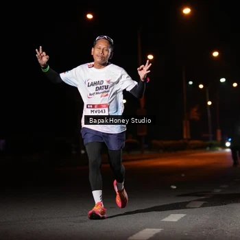 Runner Photo 7653615