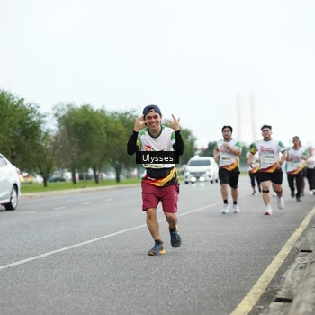 Runner Photo 7653617