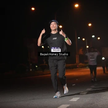 Runner Photo 7653626