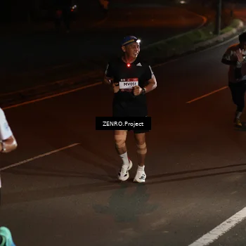 Runner Photo 7653658