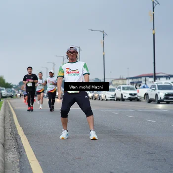Runner Photo 7653659