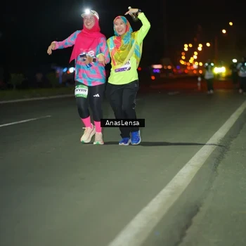Runner Photo 7653662