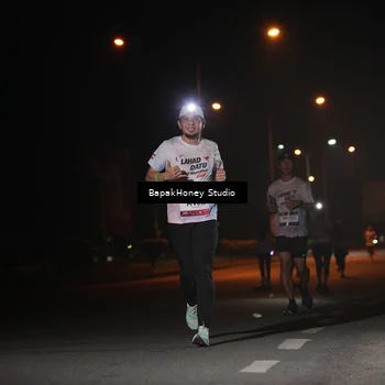 Runner Photo 7653675