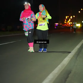 Runner Photo 7653678