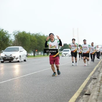 Runner Photo 7653683