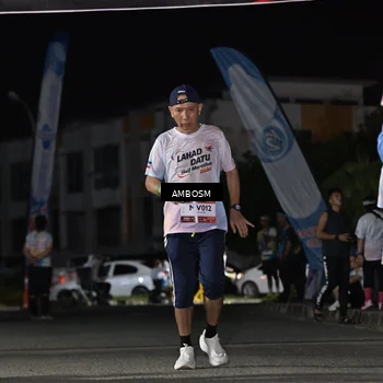 Runner Photo 7653694