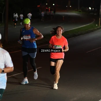 Runner Photo 7653703