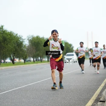 Runner Photo 7653705