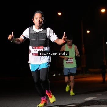 Runner Photo 7653712