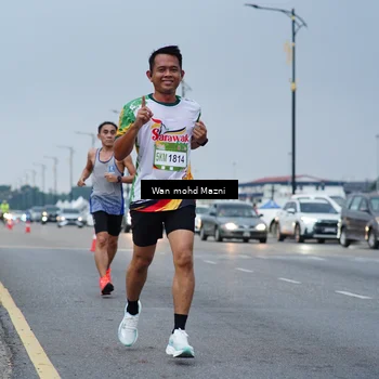 Runner Photo 7653716