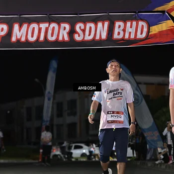 Runner Photo 7653718