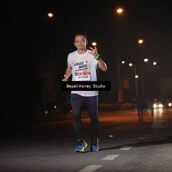 Runner Photo 7653723