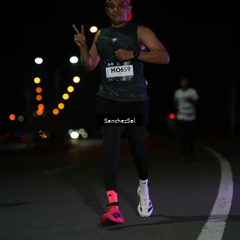 Runner Photo 7653725