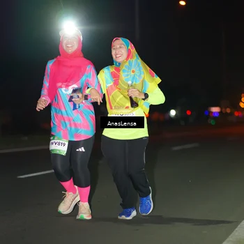 Runner Photo 7653728