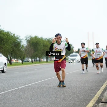 Runner Photo 7653737