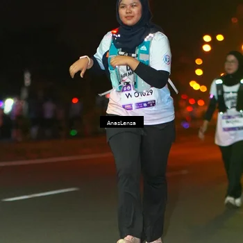 Runner Photo 7653747