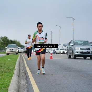 Runner Photo 7653751