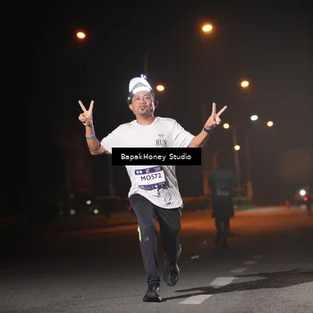 Runner Photo 7653759