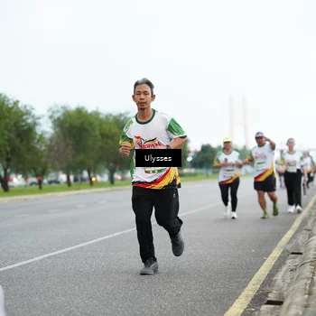 Runner Photo 7653760