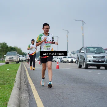 Runner Photo 7653762