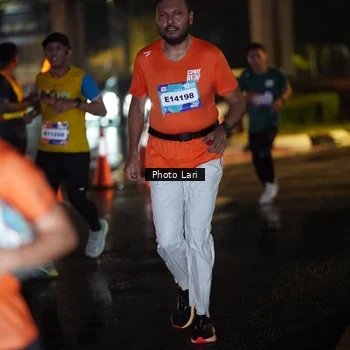 Runner Photo 7653780