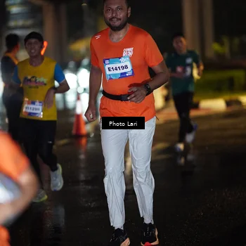 Runner Photo 7653787