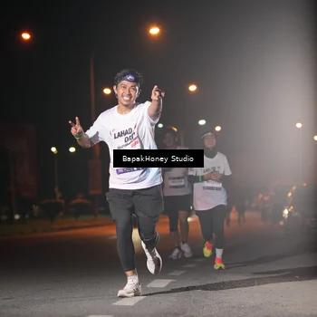 Runner Photo 7653802