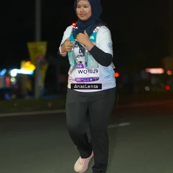 Runner Photo 7653810