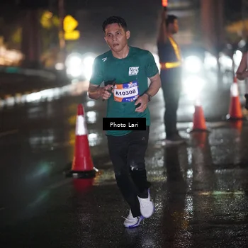 Runner Photo 7653815