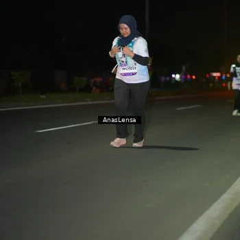 Runner Photo 7653818