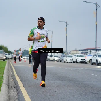Runner Photo 7653819