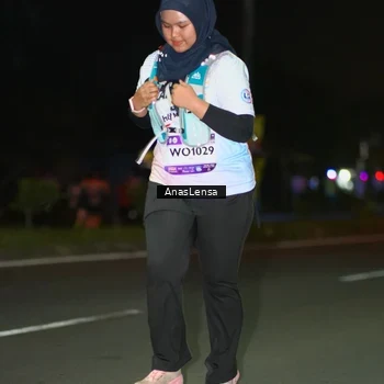 Runner Photo 7653820