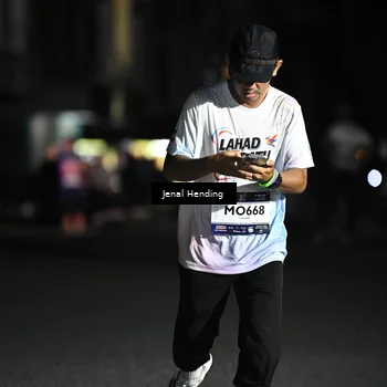 Runner Photo 7653829
