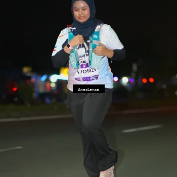 Runner Photo 7653834