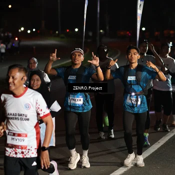 Runner Photo 7653857