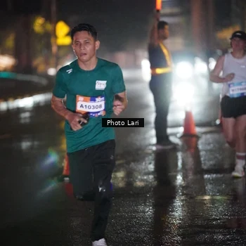 Runner Photo 7653860