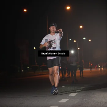 Runner Photo 7653864