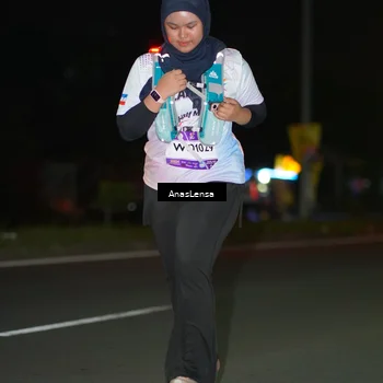 Runner Photo 7653878