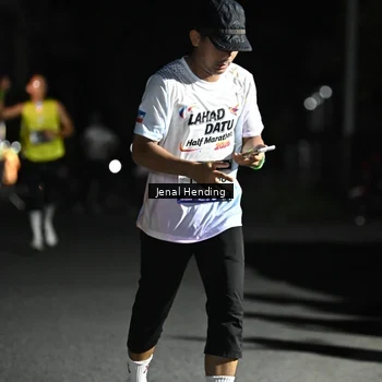 Runner Photo 7653887