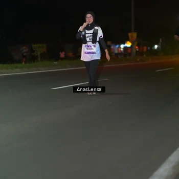Runner Photo 7653889