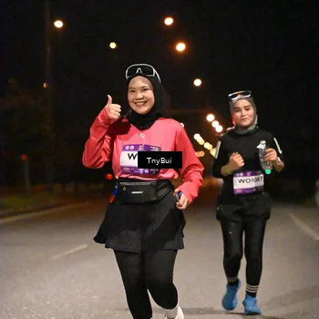 Runner Photo 7653896