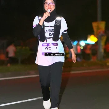 Runner Photo 7653900